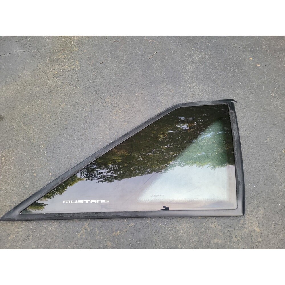 87-93 Ford Mustang Quarter Window Glass Passenger Side HATCHBACK OEM Carlite GT